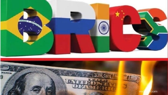 เศรษฐกิจกลุ่ม BRICS+ ร่วมมือกันกำหนดเป้าหมายดอลลาร์ กลุ่มที่ไม่เป็นทางการของตลาดเกิดใหม่อาจขาดความสอดคล้องกัน แต่การยุติการครอบงำของเงินดอลลาร์ได้กลายมาเป็นหัวข้อหลัก และนวัตกรรมสกุลเงินดิจิทัลก็เสนอความเป็นไปได้ที่น่าสนใจ David Lubin เขียน